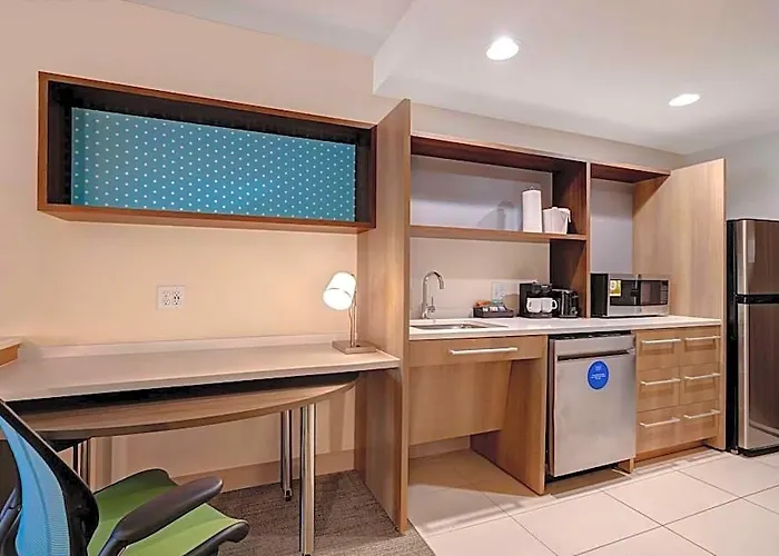 Hotel Home2 By Hilton